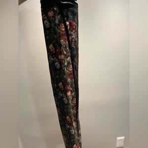 Horror movie leggings